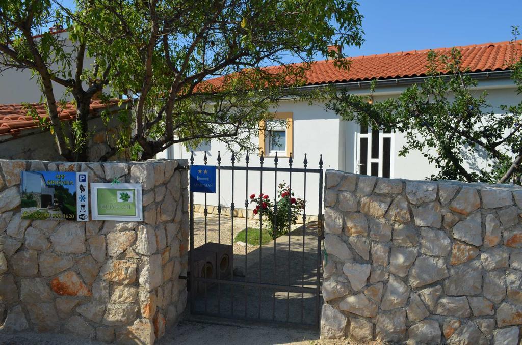 Apartments Krusvina Лун Екстер'єр фото