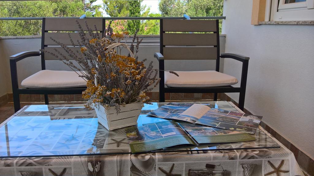 Apartments Krusvina Лун Екстер'єр фото