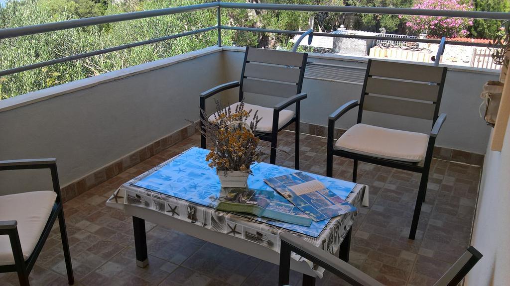 Apartments Krusvina Лун Екстер'єр фото